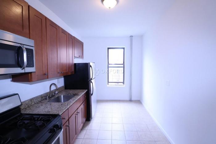 Foto principal - 1 bedroom in Flushing NY 11354