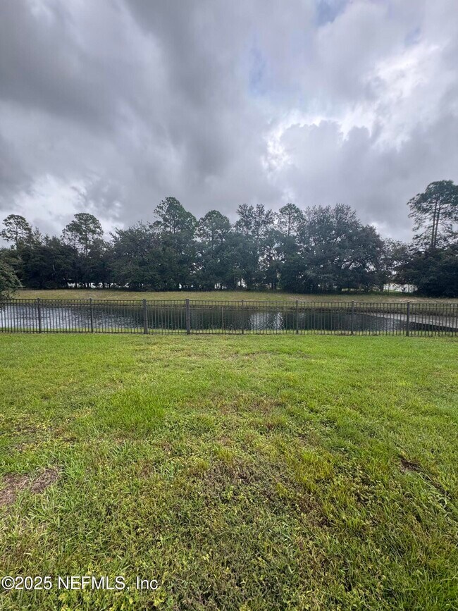 Foto del edificio - 1428 Tintern Ln