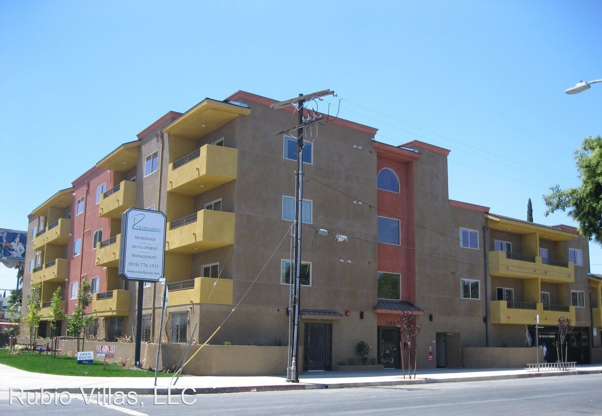 Primary Photo - 7203 Rubio Ave