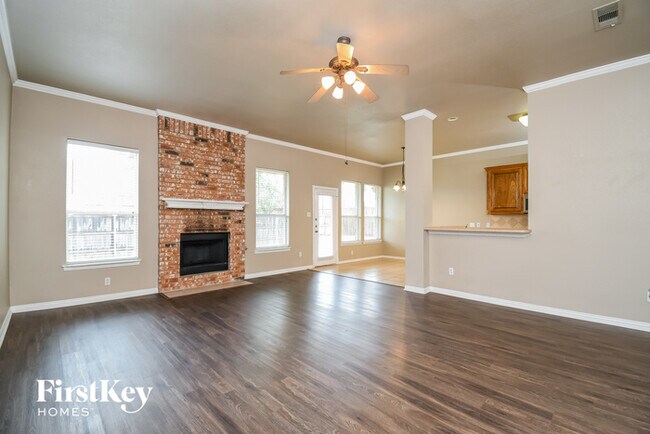 Building Photo - 621 Dorchester Dr