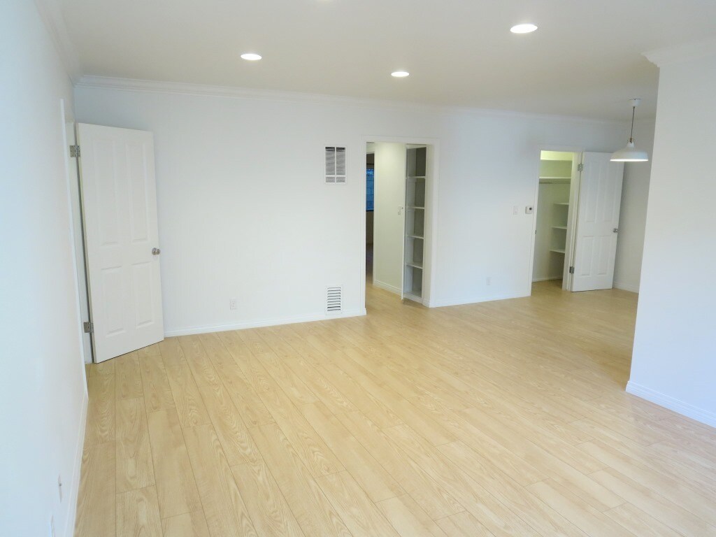 sala de estar - 1615 Hilts Avenue