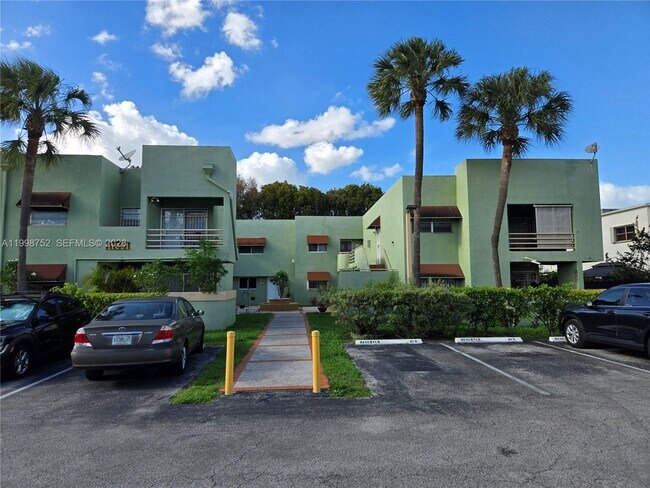 Foto del edificio - 11091 NW 7th St
