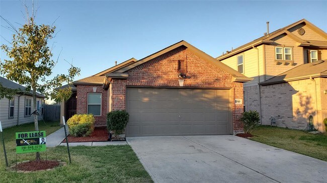 Building Photo - 2727 Skyview Point Dr