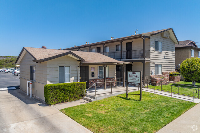 Building Photo - Royal Oakdale Apartments