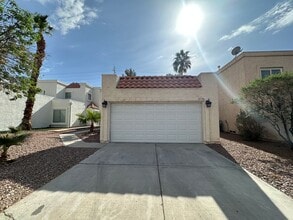 Building Photo - 3136 Centavo Dr