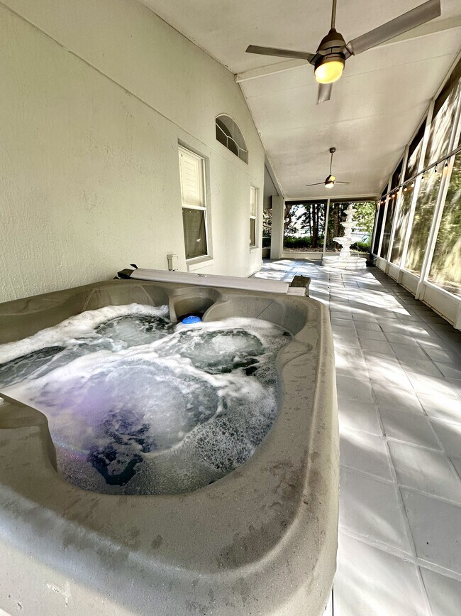 Foto del edificio - 10209 Rivers Trail Dr