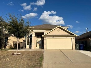 Building Photo - 815 Bartolome Ln