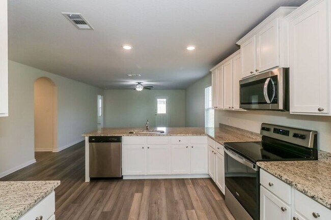 Building Photo - 17008 Dusty Boots Ln