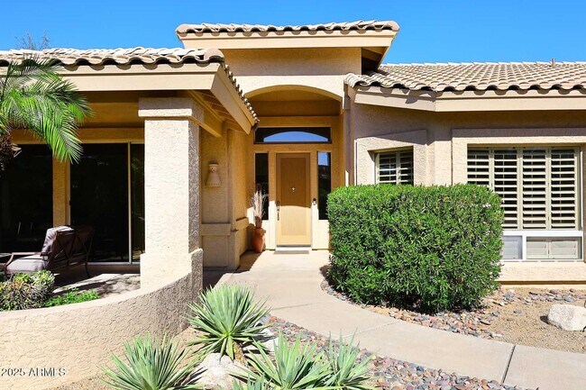 Foto del edificio - 18510 E Leather Ln