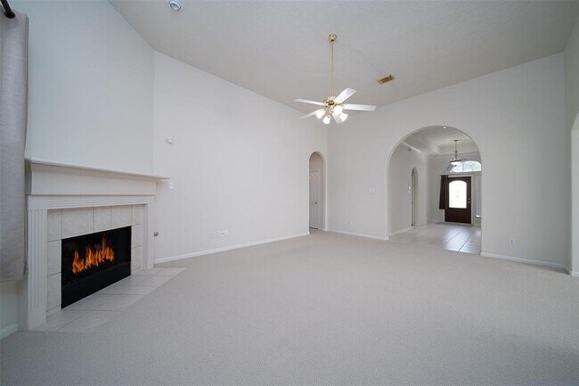 Foto del edificio - 3023 E Cedar Hollow Dr