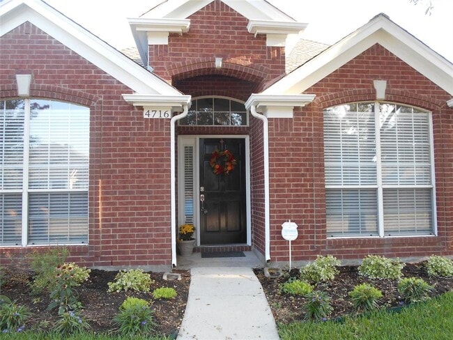 Building Photo - 4716 Frost Hollow Dr