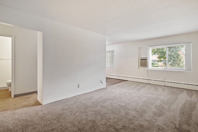 Building Photo - Oakview Apartments