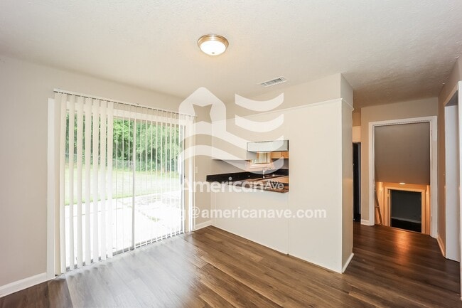 Building Photo - 1983 Monaco Dr