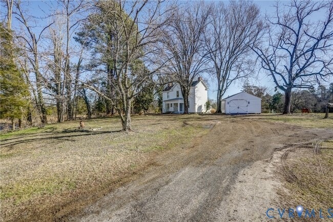 Building Photo - 5277 River Rd W