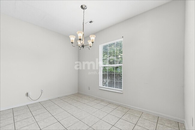 Foto del edificio - 4254 N Gensen Loop