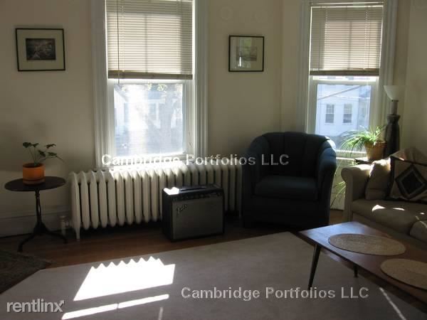 Building Photo - 17 Clarendon St