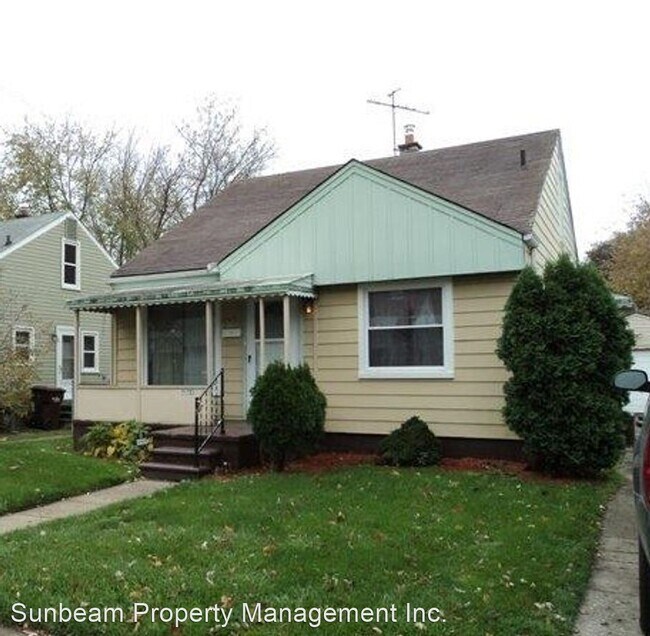 Building Photo - 4 br, 1 bath House - 26701 Dartmouth