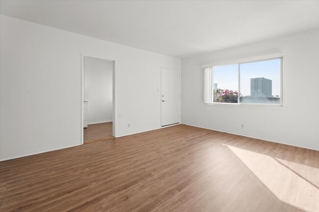 Building Photo - 2638 4th St