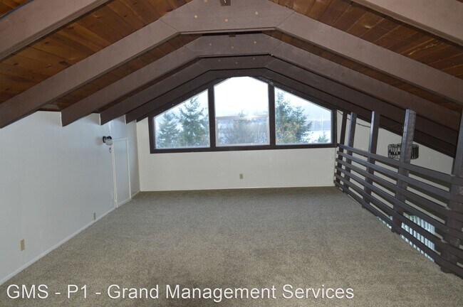 Foto del edificio - 3 br, 2 bath House - 1544 Hillside Ct.