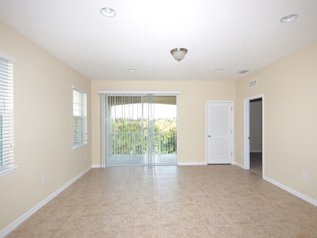 Foto del edificio - 8130 Enclave Way