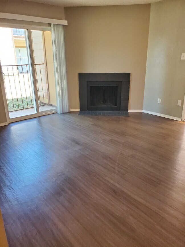 Stone Creek Apartment Homes 5216 Tremont Ave Midland, TX Apartments