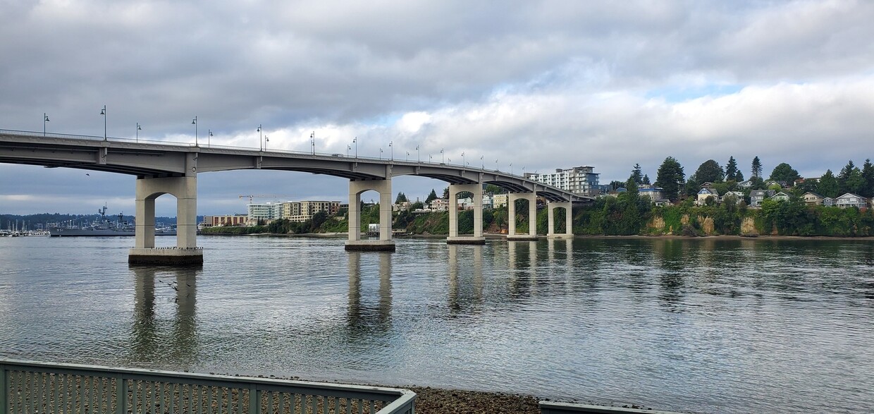 Foto principal - Breath Taking View Of The Manette Bridge