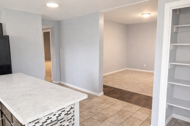 Foto del edificio - 217 Seward Ave NW