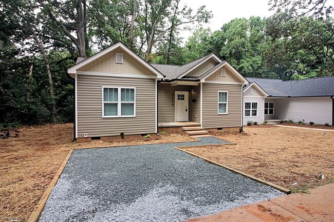 Foto del edificio - 3 br, 2 bath House - 2634 Kenhill Drive