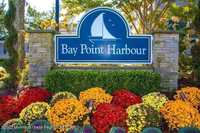 Primary Photo - 16 Bay Point Harbour