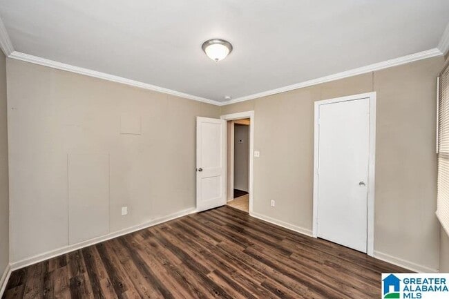 Building Photo - 50 Lakeside Dr