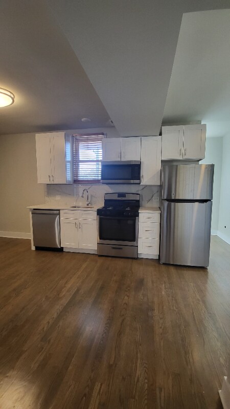 Foto del edificio - 6416 N Campbell Ave