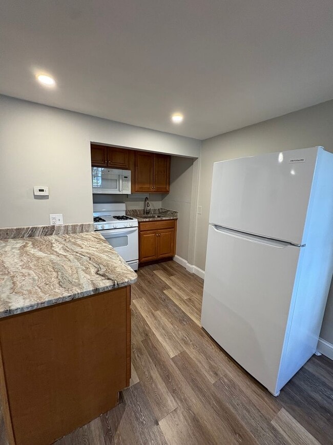 Foto del edificio - 62 Cabot