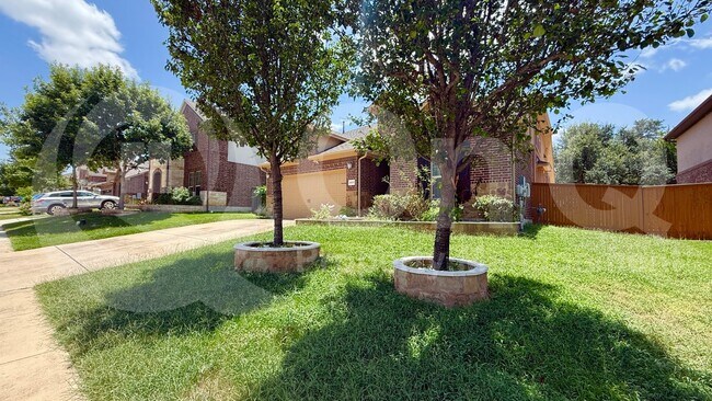 Building Photo - 4400 Trinity Woods St