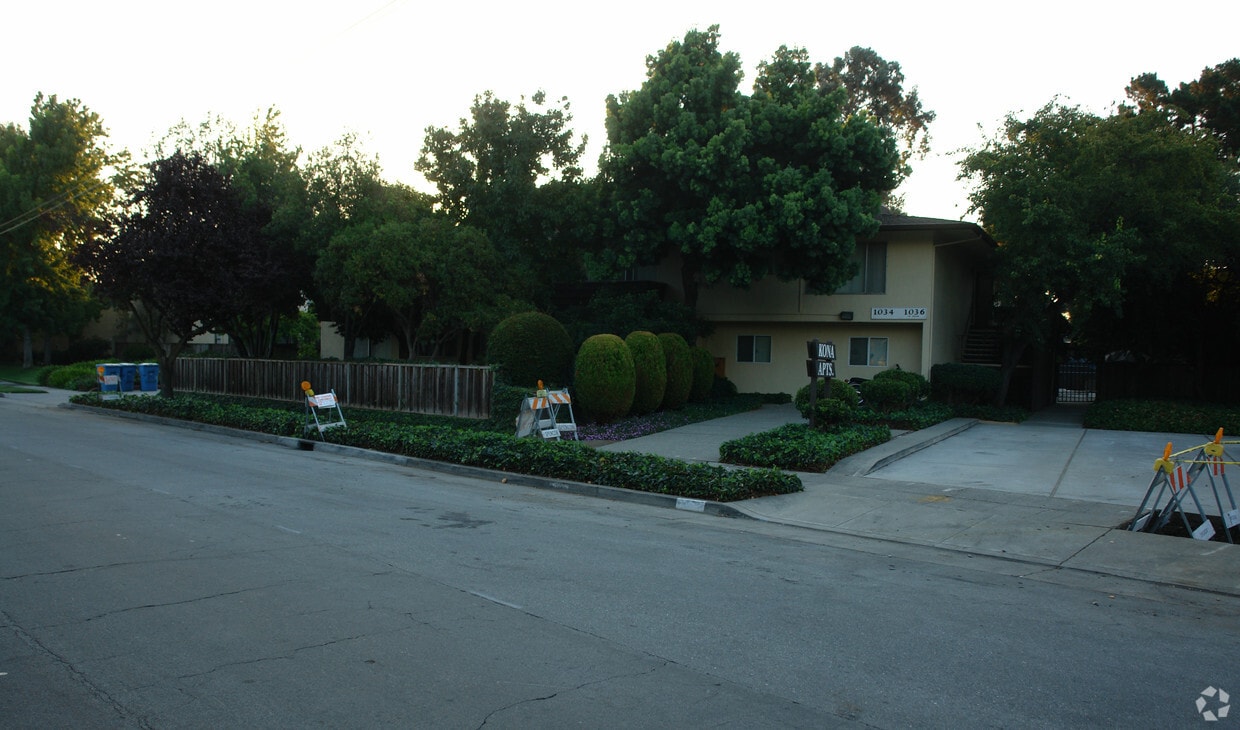 Building Photo - Kona Apartments