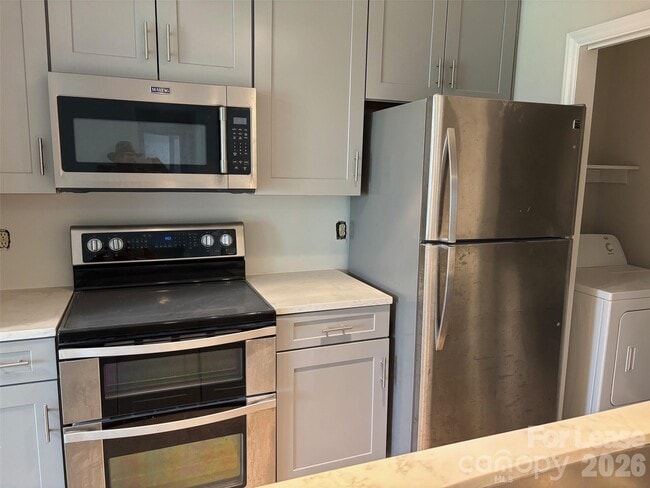 Building Photo - 11029 Harrowfield Rd