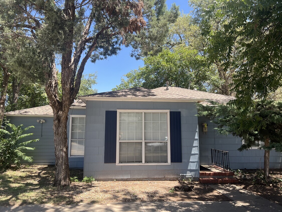 Foto principal - 2809 Elgin Ave