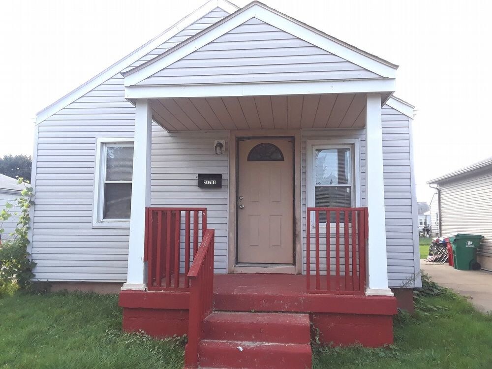 Charming Home In Eastpointe House for Rent in Eastpointe, MI