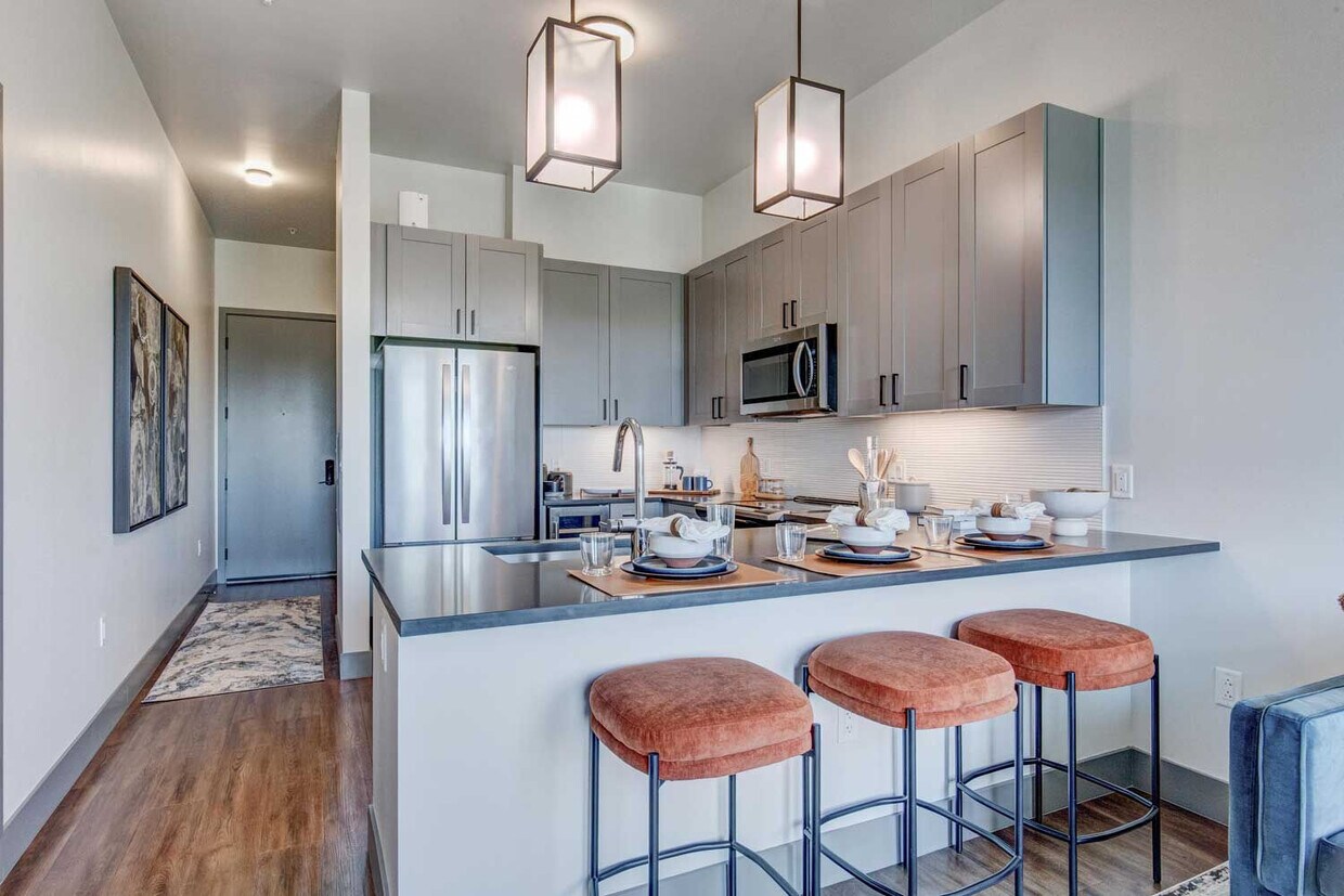 Cortland Cap Hill Apartments in Denver, CO