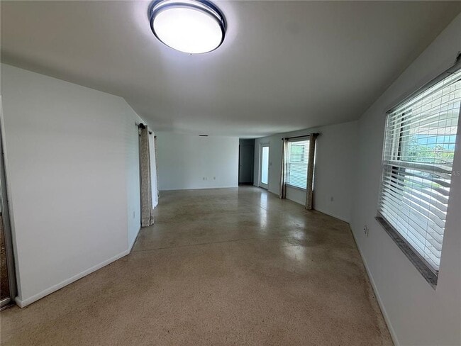 Building Photo - 8735 Dunmore Dr