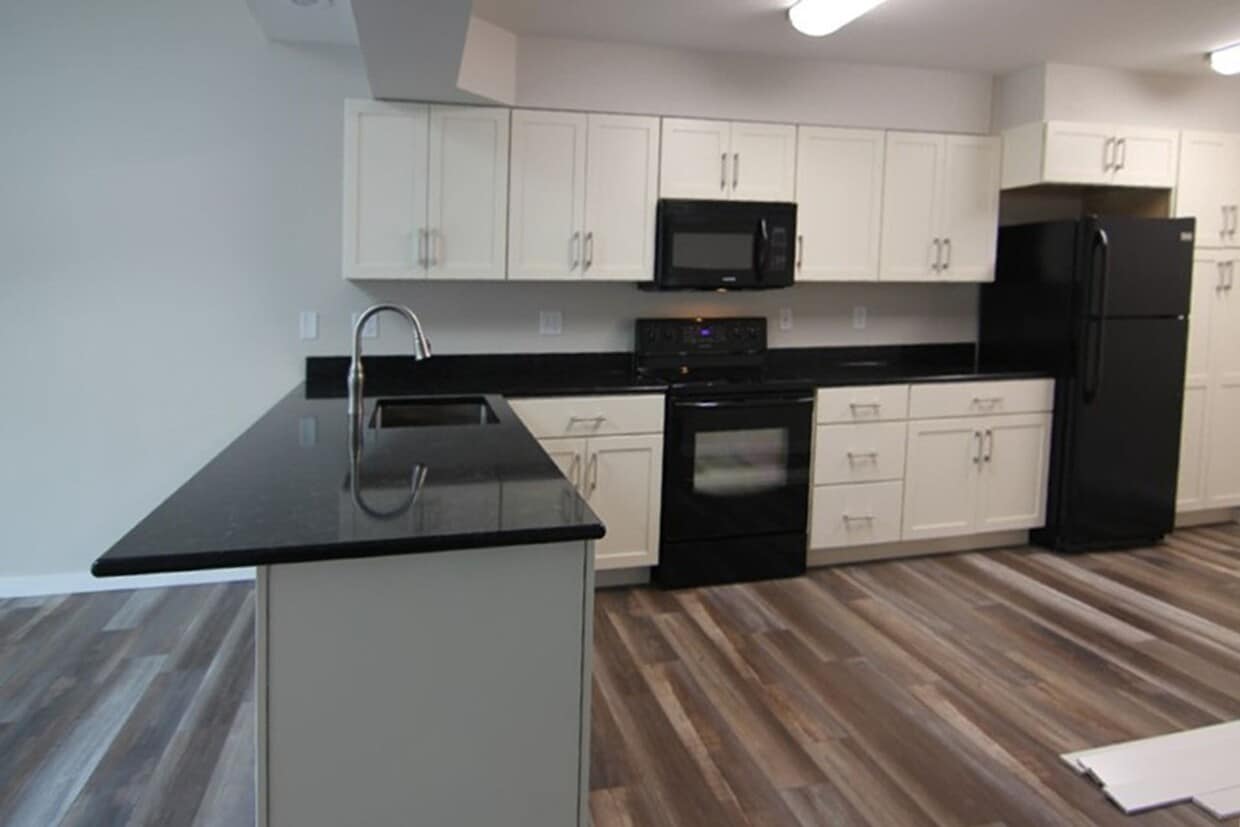 Cozy 2 Bedroom 2 Bath Condo in Iowa City! - Cozy 2 Bedroom 2 Bath Condo in Iowa City!