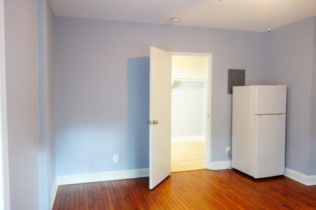 Building Photo - 311 Domer Ave