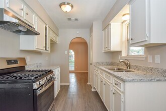 Building Photo - 11719 Murr Way