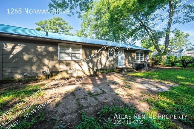Building Photo - 1268 Norman Drive Leeds, AL 35094