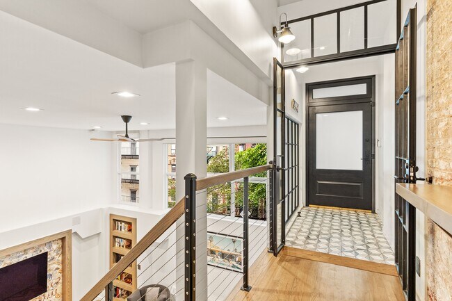 Foto del edificio - 104 Thompson St