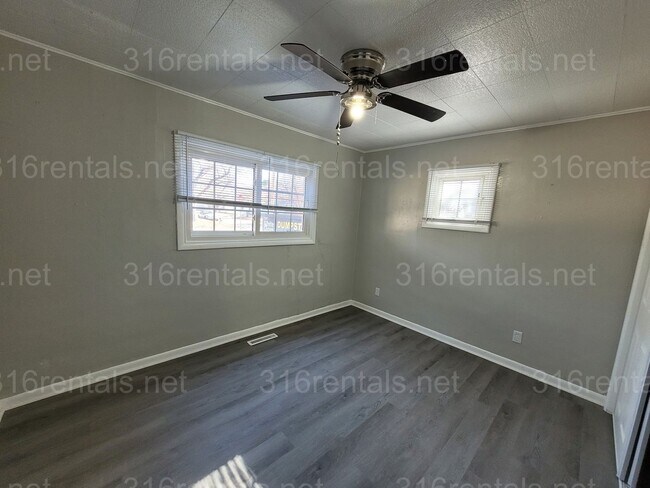 Foto del edificio - $875 - 2 bed 1 bath - Single Family Home