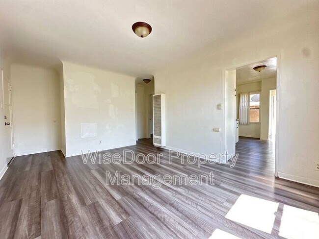 Building Photo - 3852 1/2 City Terrace Dr