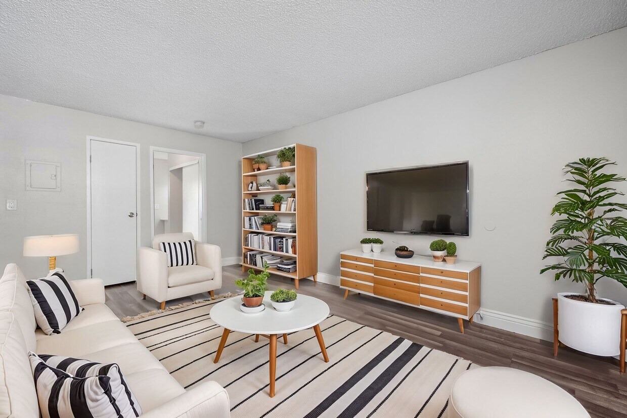 Foto principal - The Atrium - Beautiful Remodeled Apartments