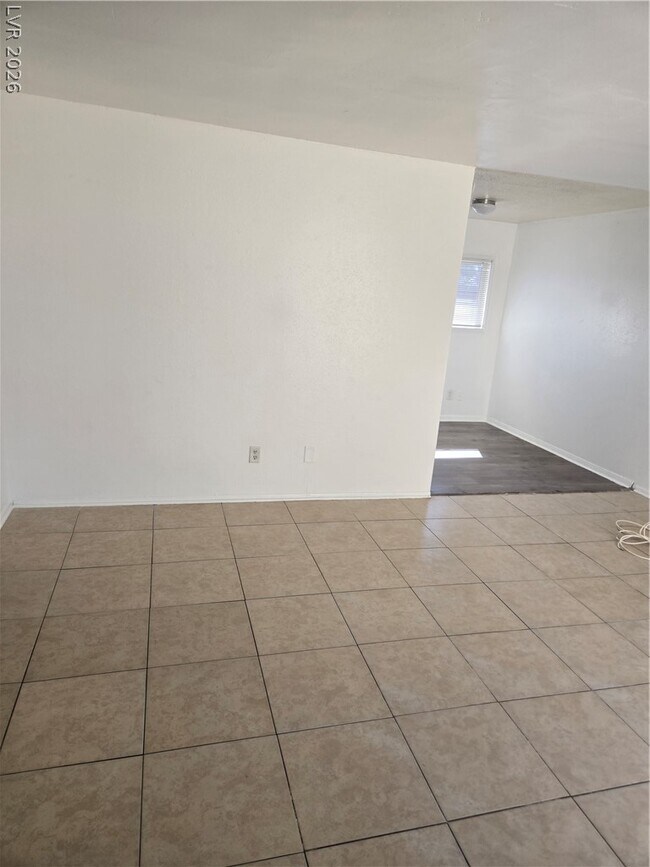 Foto del edificio - 3370 Cambridge St