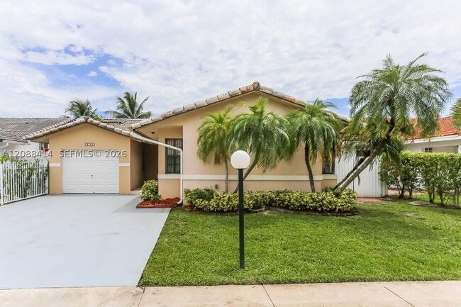 Building Photo - 4705 SW 143rd Ave