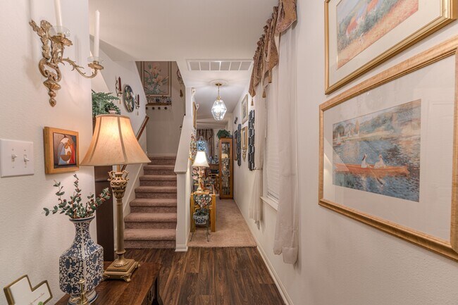 Building Photo - 2054 Sweet Lilac Dr